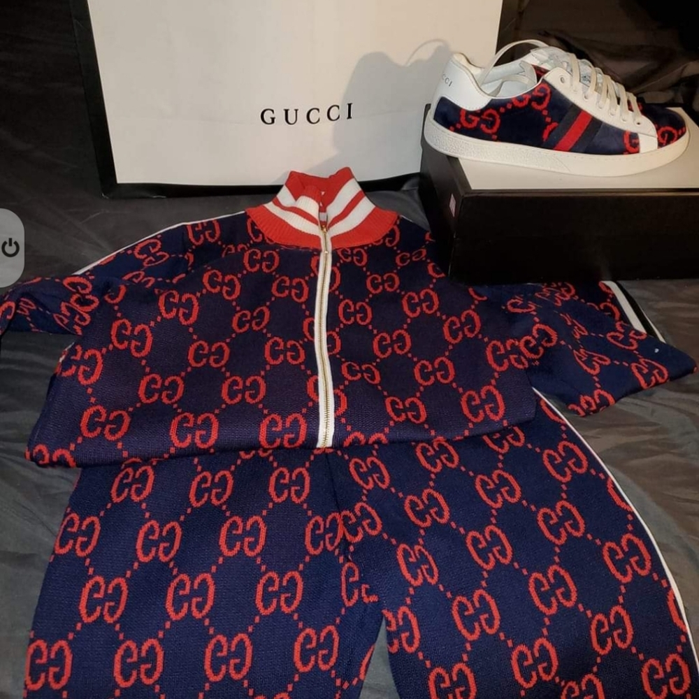 Track suits and sneakers worn once